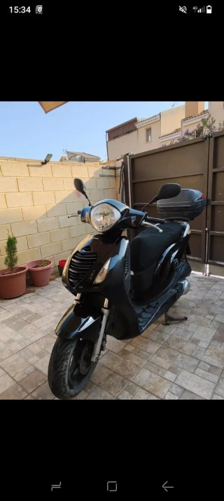 Honda PS 125i Scooter