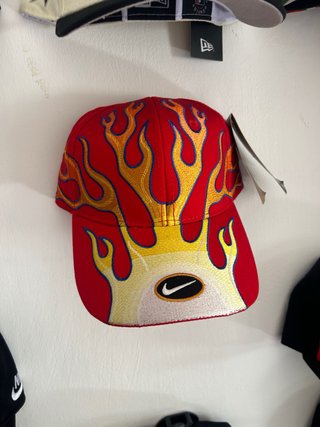 Gorra nike flama salserita nueva  40 €