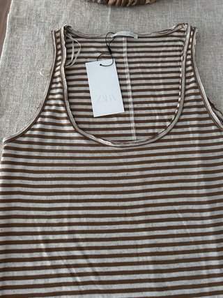 Camiseta Zara Rayas Marrón y Blanca