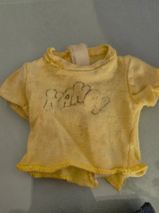 Conjunto Nancy: Camiseta Amarilla y Pantalón