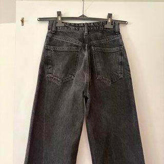 Jeans ampi Zara con strappi