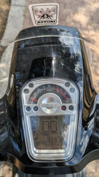 Moto Lambretta V125 Special Pirelli Edition