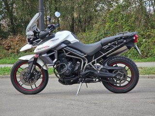 Triumph Tiger 800 XRX Adventure Moto