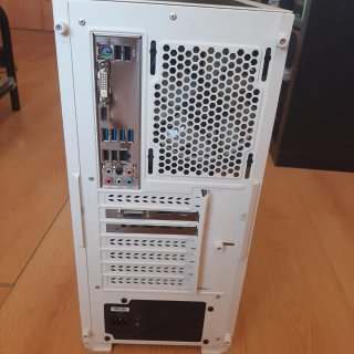 PC Gaming Ryzen 5 1600 GTX 1660 16GB RAM