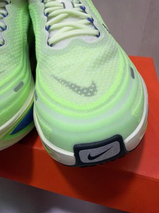Nike Vomero Plus Talla 43 Nuevas