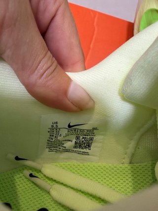 Nike Vomero Plus Talla 43 Nuevas