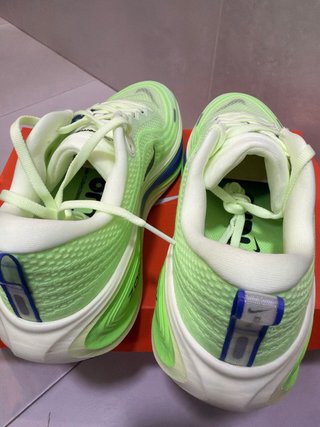Nike Vomero Plus Talla 43 Nuevas