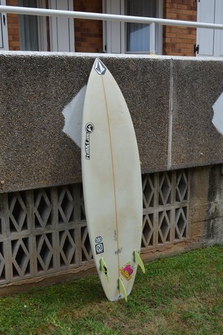 Tabla de surf Full&Cas –Hugo Lopez Somo, Cantabria