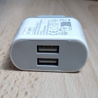 Caricabatterie x2 USB 5V/2.10A - Universale