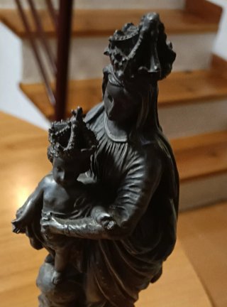 Figura Virgen de las Victorias