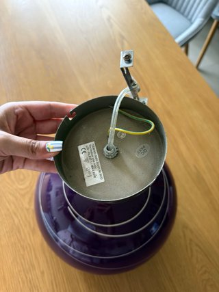 Lámpara colgante morada diseño moderno