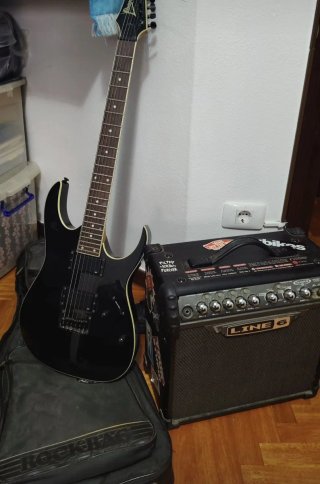Ibanez RGR321EX + Amplificador LINE6 Spider III