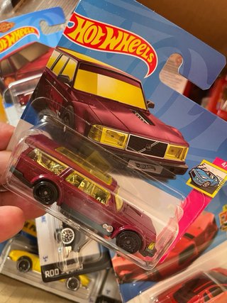 Hot Wheels Volvo 240 Drift Wagon