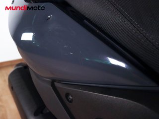 YAMAHA TRICITY 300