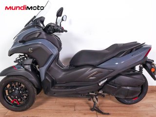 YAMAHA TRICITY 300