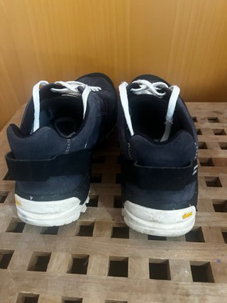 Zapatillas Lomer montaña impermeables