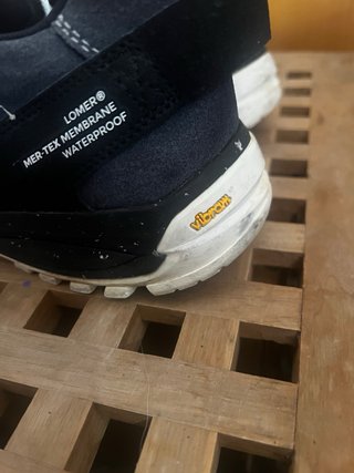 Zapatillas Lomer montaña impermeables