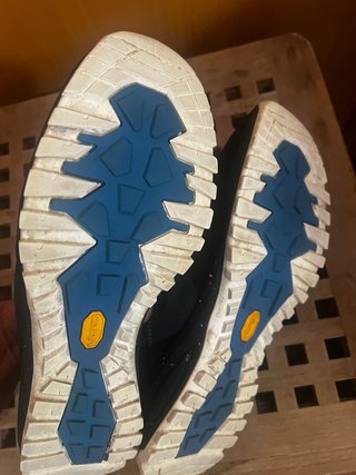 Zapatillas Lomer montaña impermeables