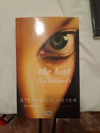 La huésped (The host) (Edición especial en rúst...