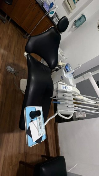 CLÍNICA DENTAL  COMPLETA URGE