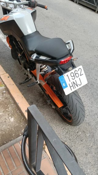 Moto KTM duke
