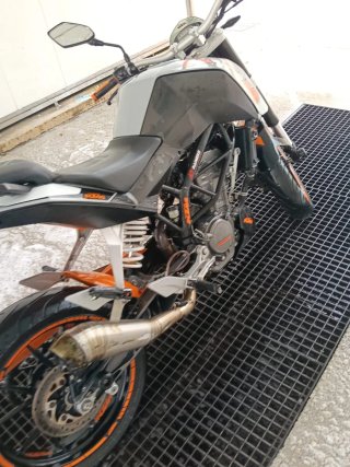 Moto KTM duke