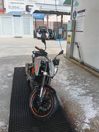 Moto KTM duke