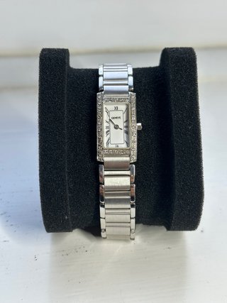 Reloj Geneve Oro Blanco 9K con Diamantes Original