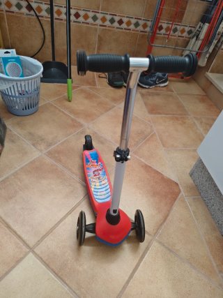 Monopattino a 3 Ruote per Bambini