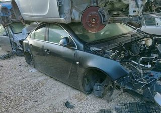 Opel elevalunas trasero izquierdo insignia 246367