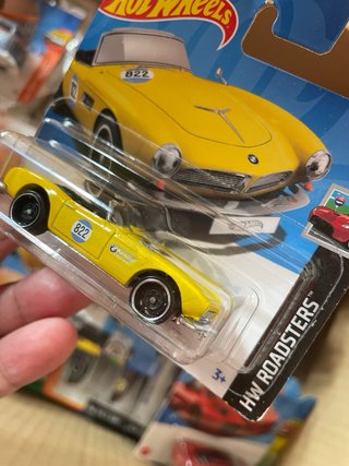 Hot Wheels BMW 507 Amarillo