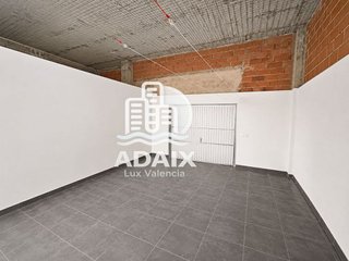 Local comercial en venta en Silla