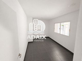 Local comercial en venta en Silla
