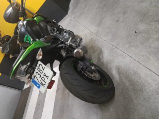 Kawasaki Z900 Naked Verde/Negra