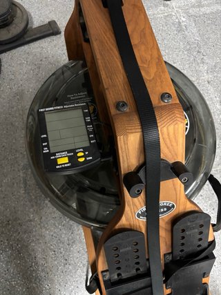 Máquina de remo WaterRower Madera IV