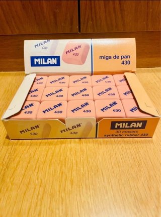 Caja 30 gomas de borrar rojas Milan 430 NUEVAS
