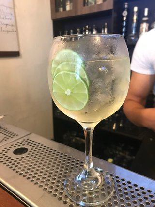 Ayudante de obra ,bartender,limpieza,auto lavado