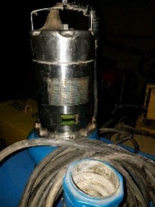 BOMBA AGUAS SUCIAS