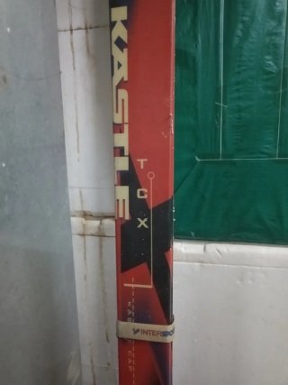 Esquís Kastle 90