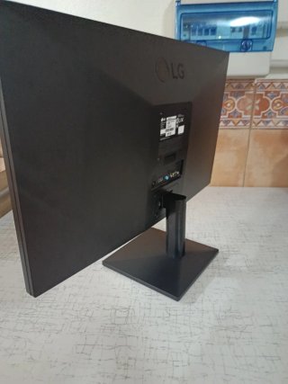 Monitor LG 24" HDMI y VGA