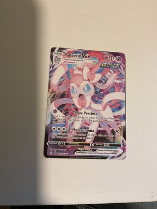Carta Pokémon Sylveon VMAX 310 HP
