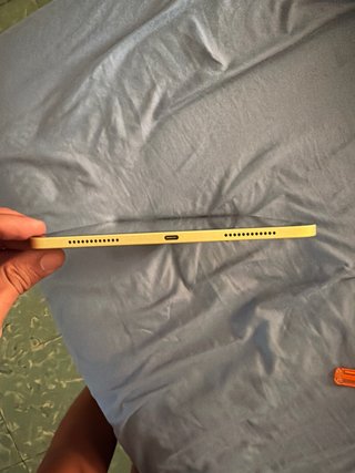iPad 11 Amarillo Chip A16