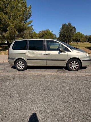 Peugeot 807 2006
