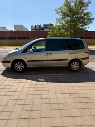 Peugeot 807 2006