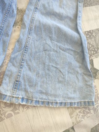 Pantalón vaquero campana azul stradivarius