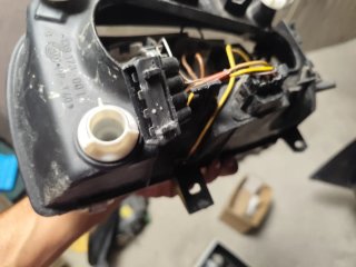 Farol Hella VW Golf 3