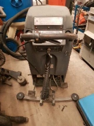 MAQUINA DE FREGAR  VATERIA