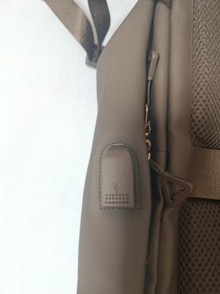 Mochila de viaje negra