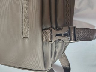 Mochila de viaje negra