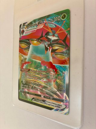 Carta Pokémon Orbeetle VMAX 310 PS (Español)